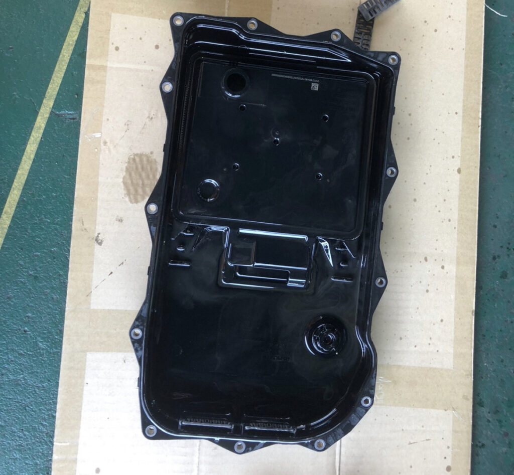 真っ黒に汚れたフィルターの画像				